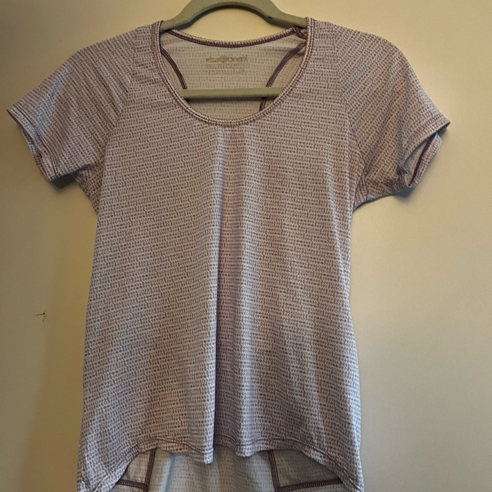 Shebeest XS controlled burn tee